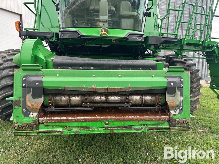 2022-john-deere-x9-1000-image-15