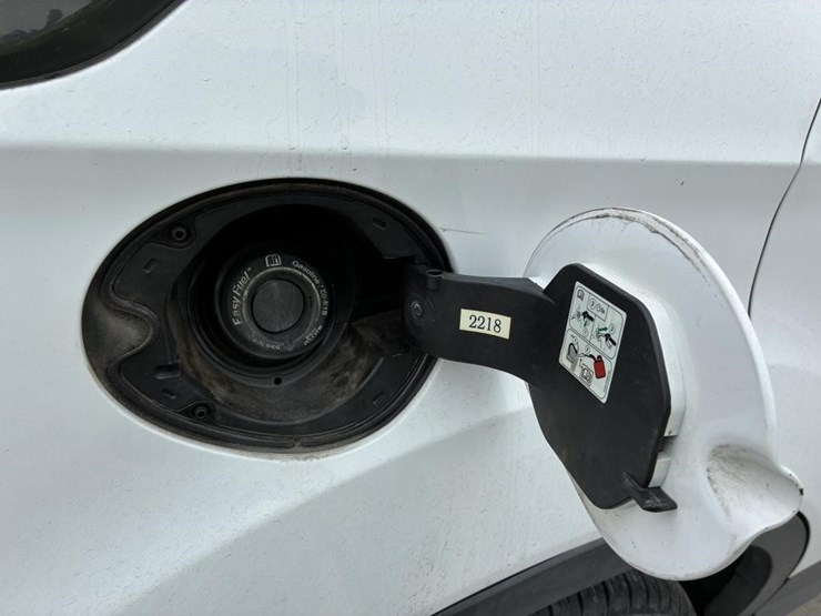 2017-ford-escape-image-6