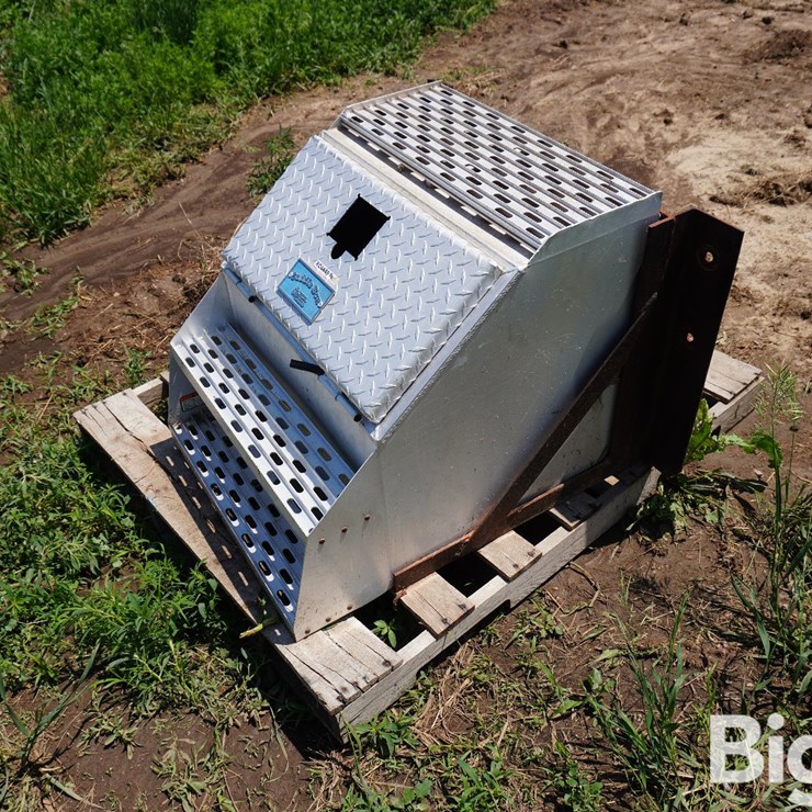 Aluminum Saddle Box