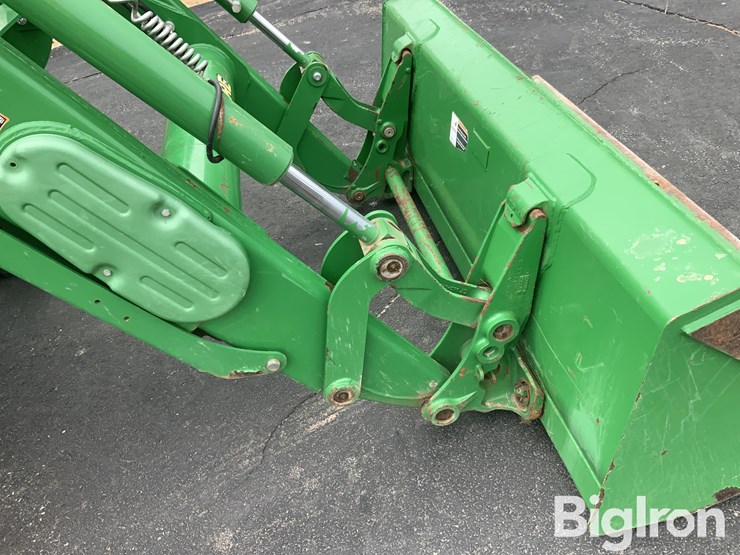2013-john-deere-5085m-image-13
