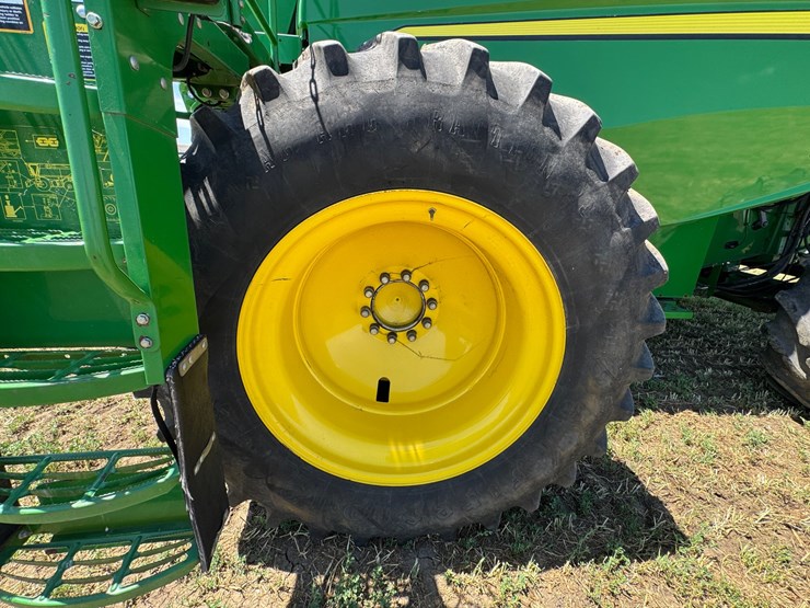 john-deere-s680-image-22