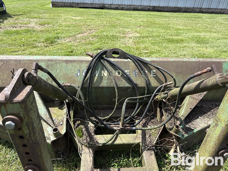 john-deere-00544-front-mount-blade-image-17