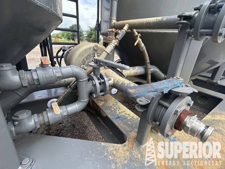 2010-cummins-qsb6.7-image-12