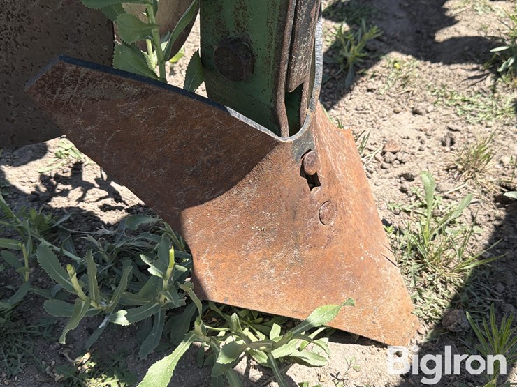 6r30"-ditcher-image-15
