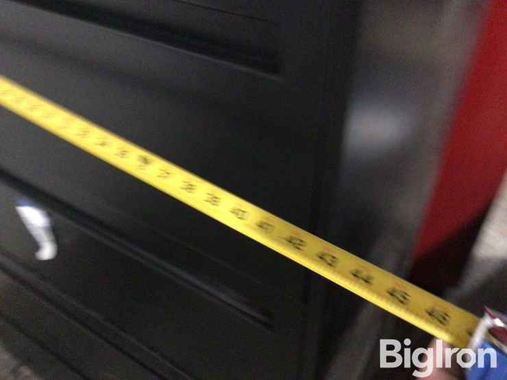 cabinets-image-18