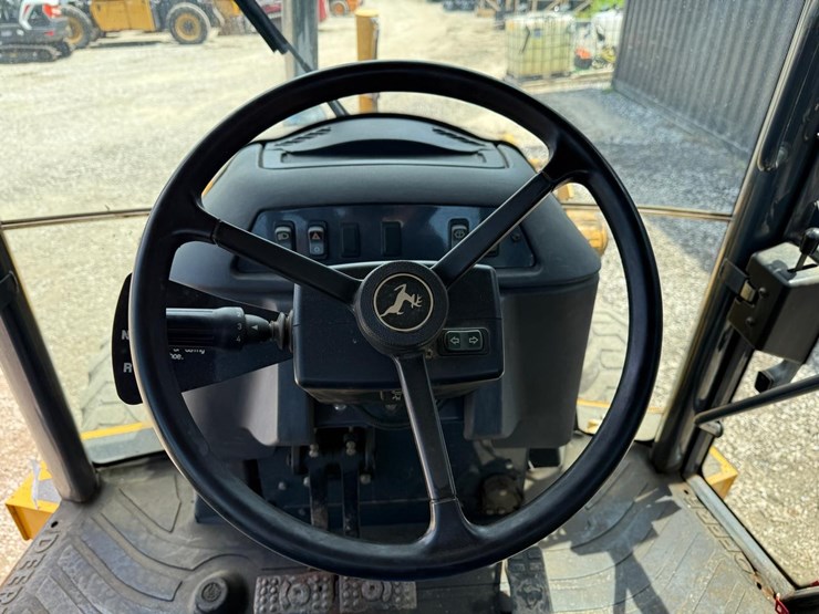 deere-410g-image-22