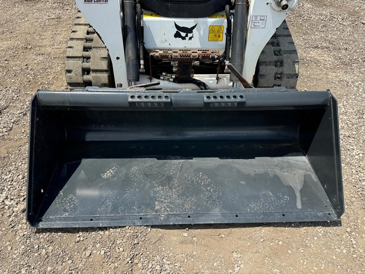 2022-bobcat-t595-image-10