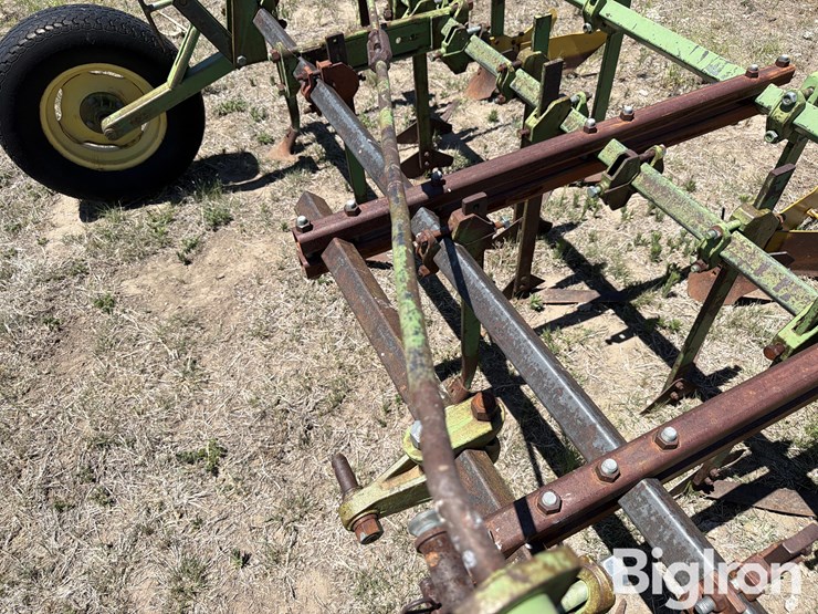 6r30"-cultivator-image-13