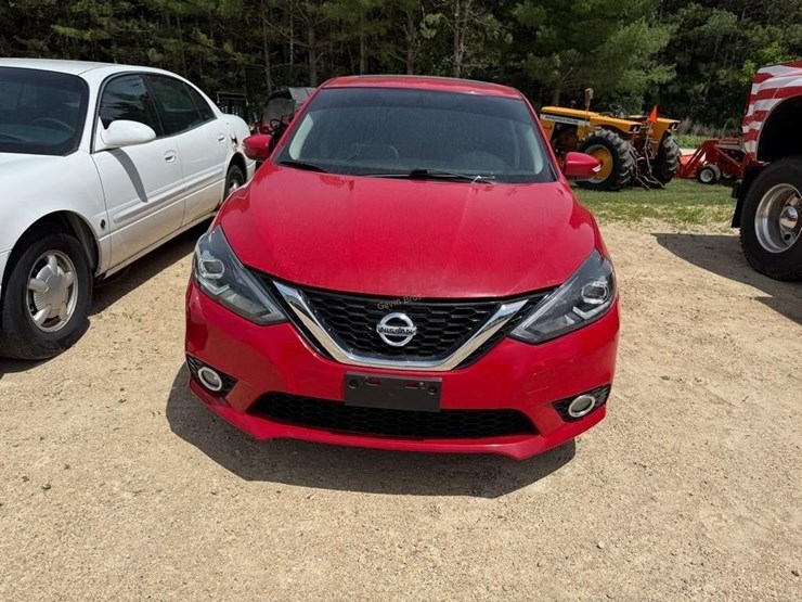 2017-nissan-sentra-sr-turbo-car-image-2