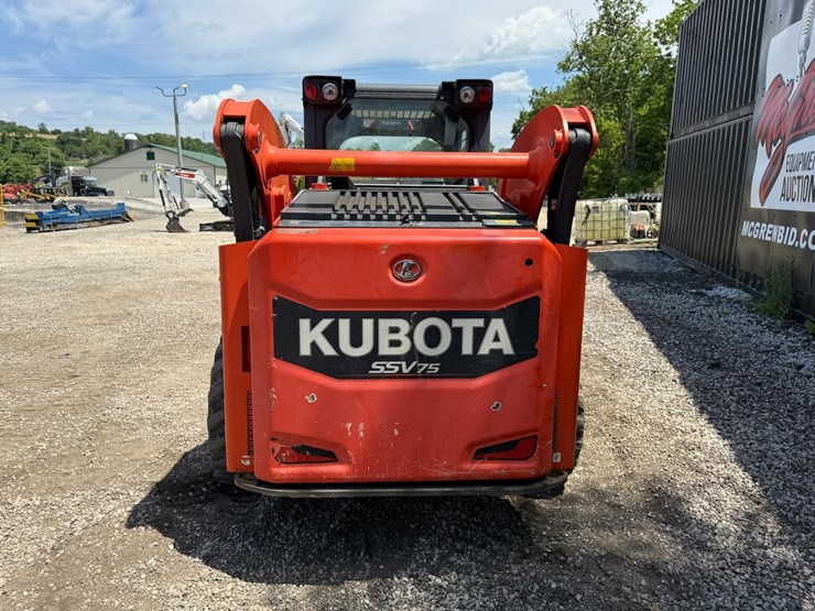 2016-kubota-ssv75-image-3