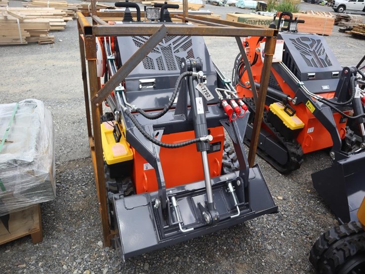 tpm-t460-stand-on-skid-steer-loader-image-3