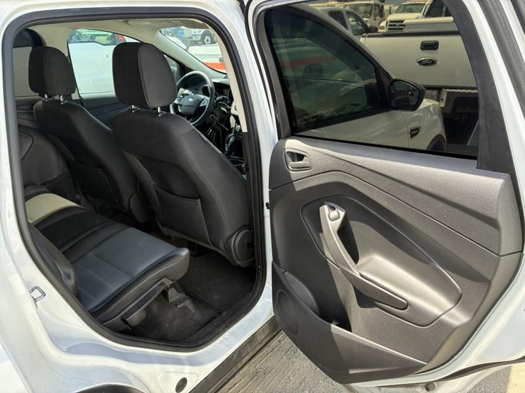 2017-ford-escape-image-13