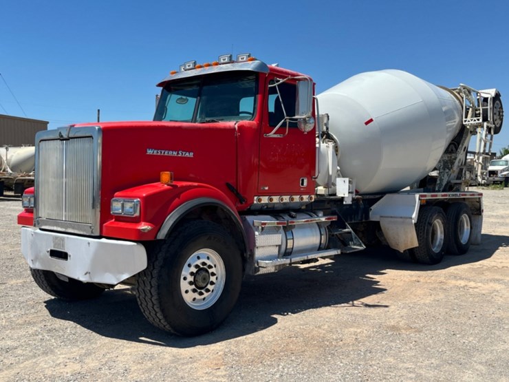 2011-western-star-4900-image-1