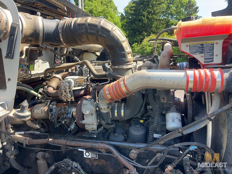 2011-kenworth-t800w-image-31