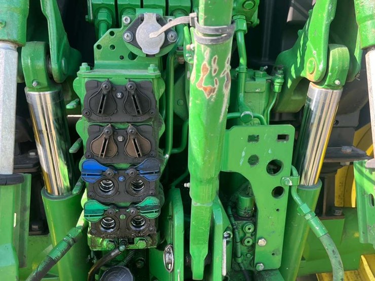john-deere-6120r-image-20