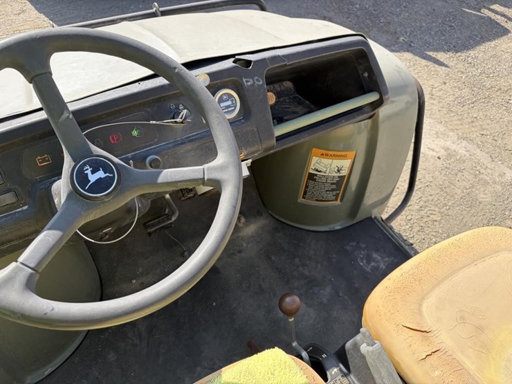 john-deere-gator-image-12