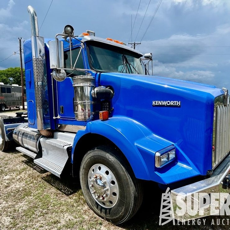 2013 KENWORTH T800