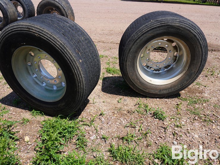 michelin-445/50r22.5-tires-&-rims-image-6