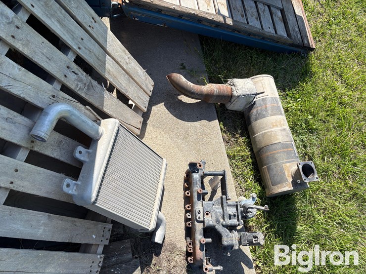 komatsu-pc138-image-6