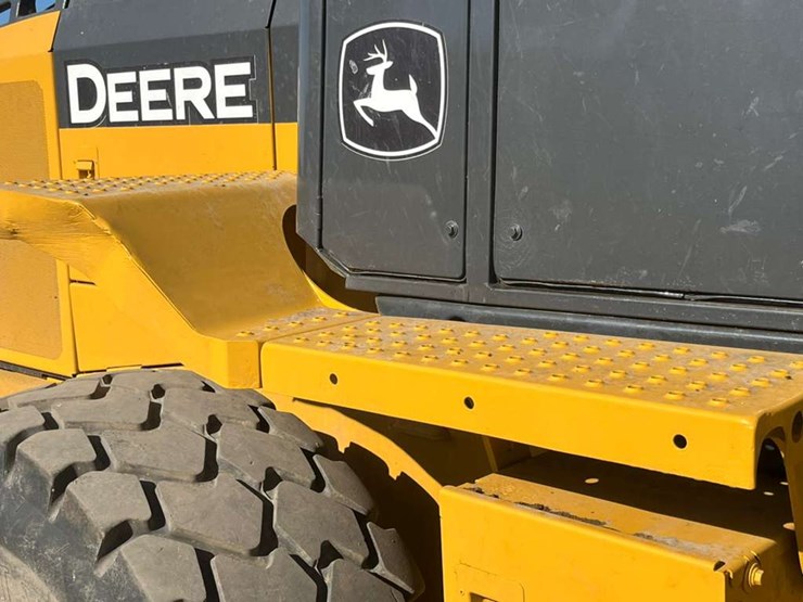 deere-524k-image-63