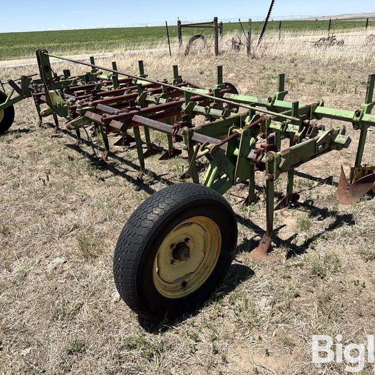 6R30" Cultivator