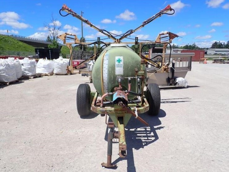 calsa-280-gal-tow-behind-sprayer-image-5