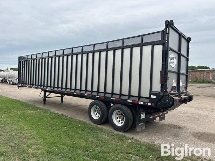 2013-meyer-9140t-boss-rt-t/a-live-bottom-forage-trailer-image-7