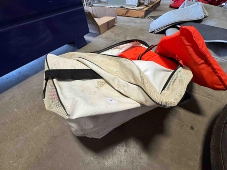 life-jackets-image-2