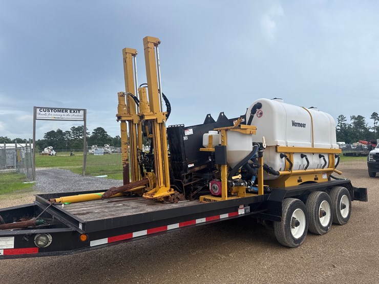 #3601-•-2020-vermeer-d23x30-series-iii-horizontal-directional-drill-image-1