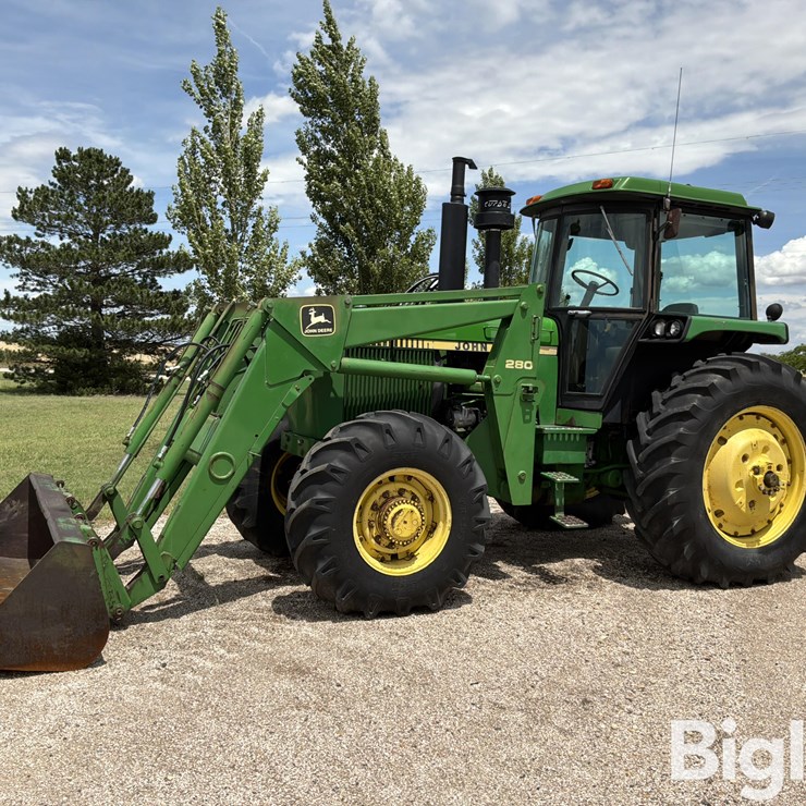 1983 JOHN DEERE 4450