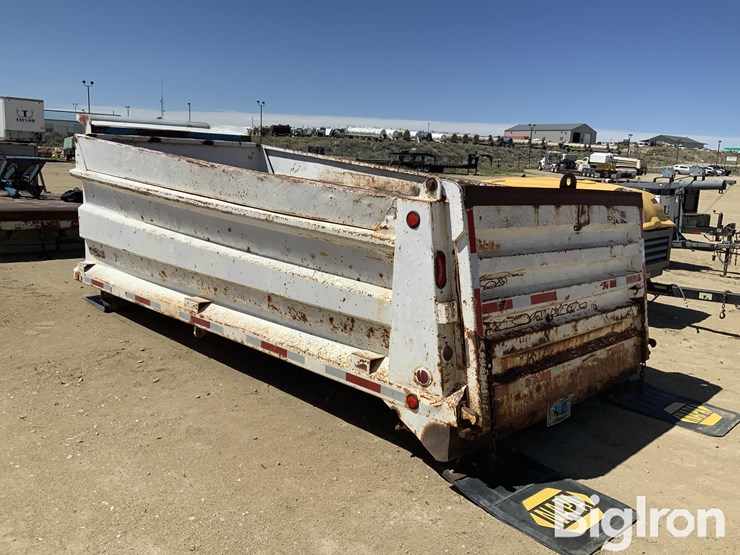 1992-peterbilt-379-image-7
