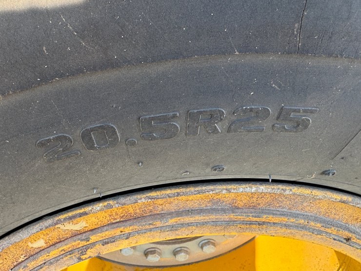 deere-624l-image-26