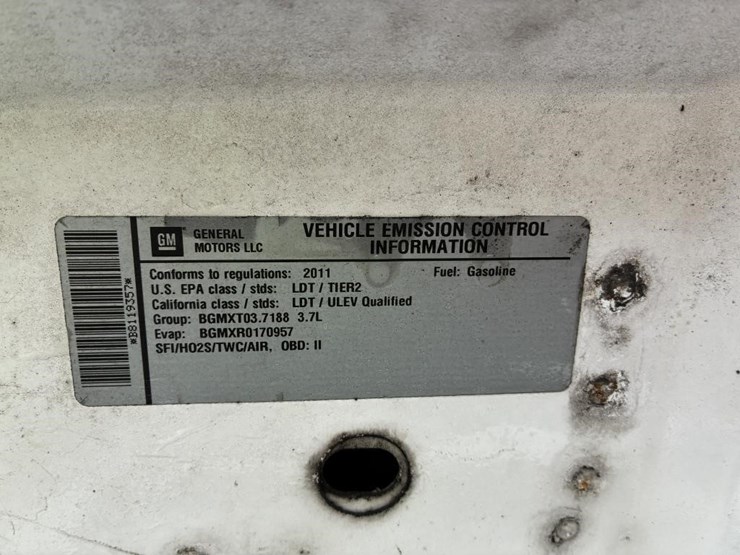 2011-chevrolet-colorado-image-9