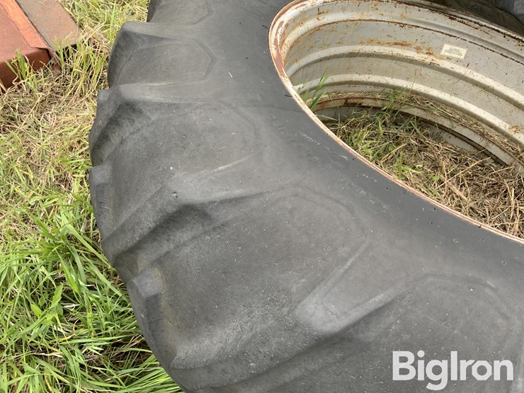 new-holland-8630-image-15