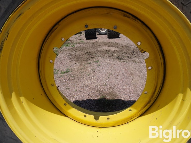 lsw-800-55r46-tire-&-rim-image-9