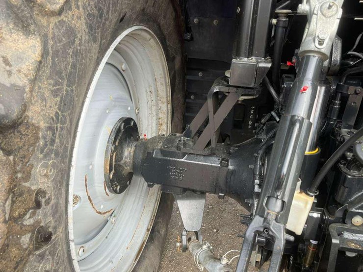 2019-case-ih-maxxum-150-image-23