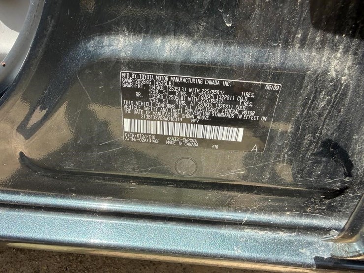 2009-toyota-rav4-image-8