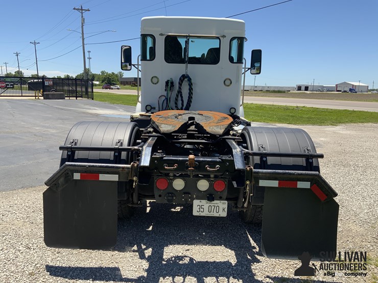 2017-kenworth-t370-image-6