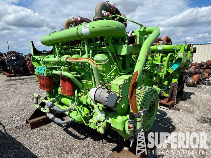 2015-caterpillar-3512c-image-1