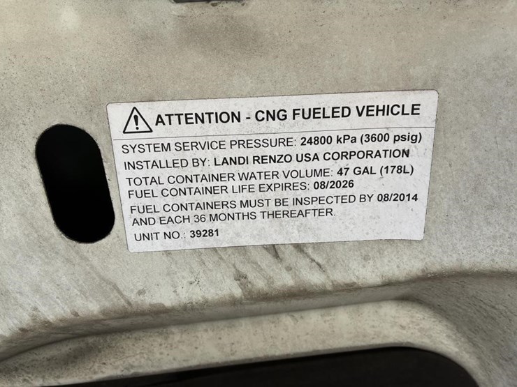 2011-chevrolet-silverado-2500-image-13