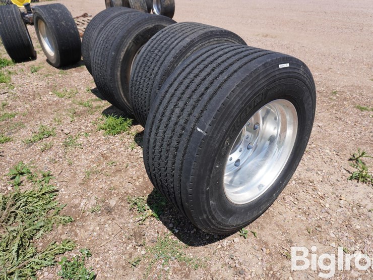 michelin-445/50r22.5-tires-&-rims-image-6