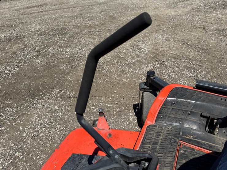 2016-kubota-zd1211-image-18