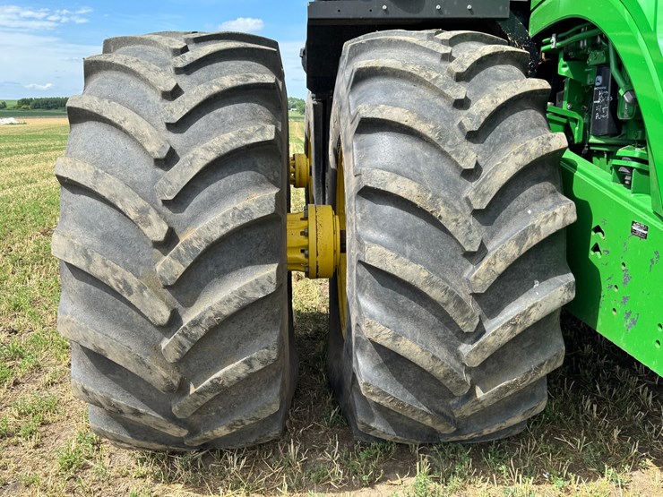 2012-john-deere-9510r-image-24