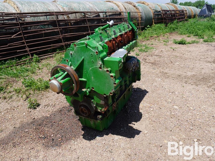 john-deere-135-image-1