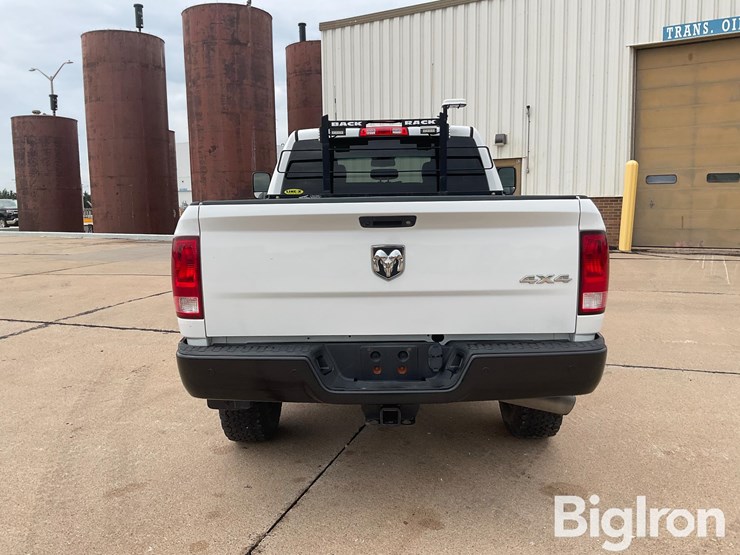 2016-dodge-3500-image-6