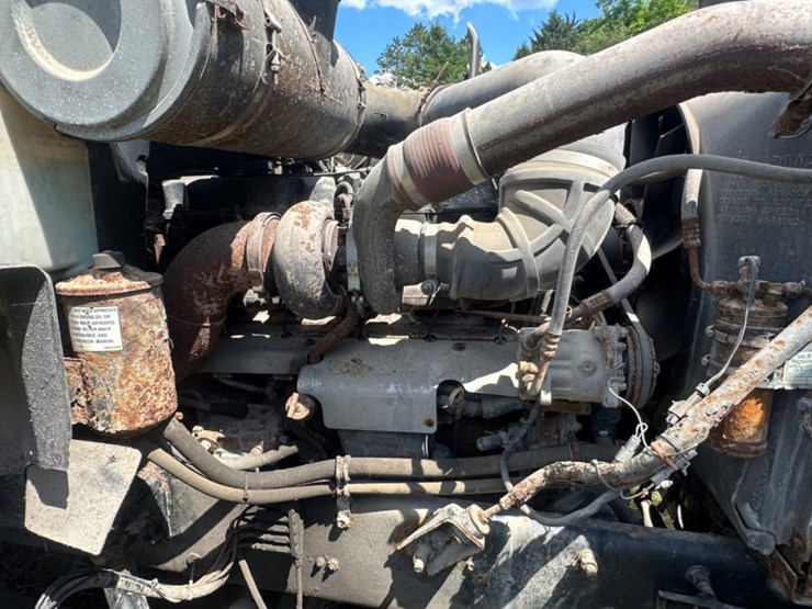 2000-mack-ch613-image-6