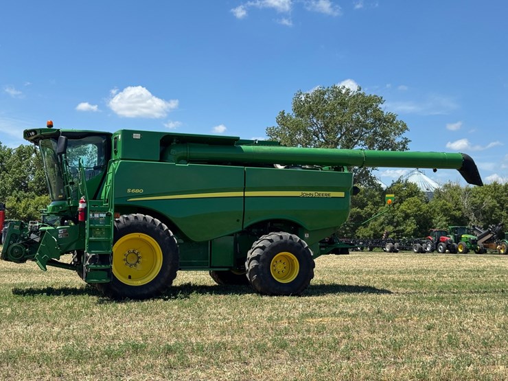 john-deere-s680-image-1