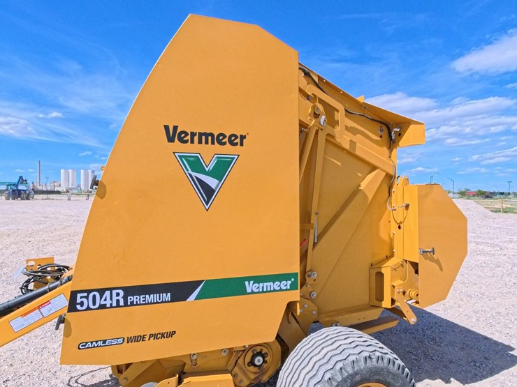 2019-vermeer-504r-premium-image-19
