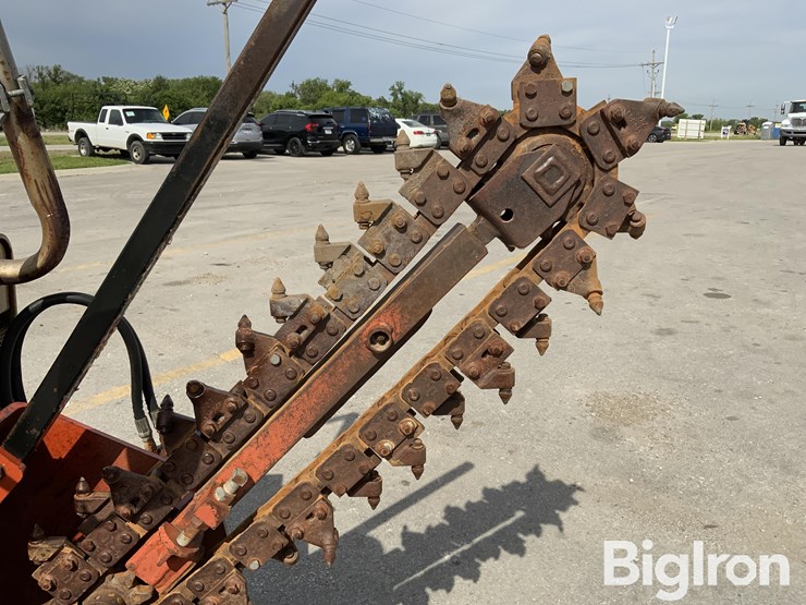ditch-witch-350sxdd-image-15