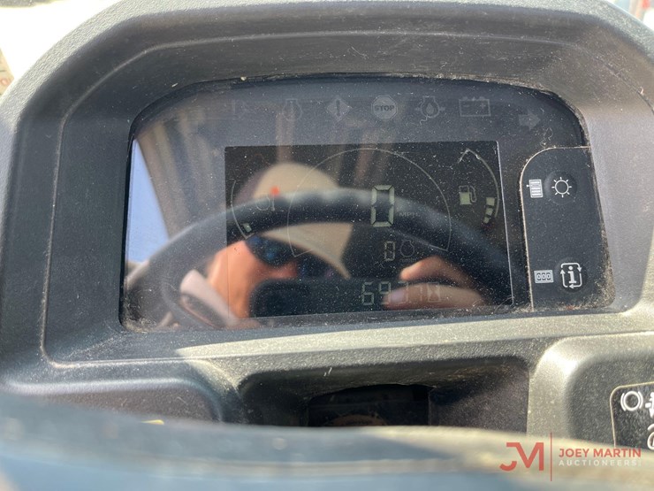 2020-john-deere-gator-xuv-835m-image-9